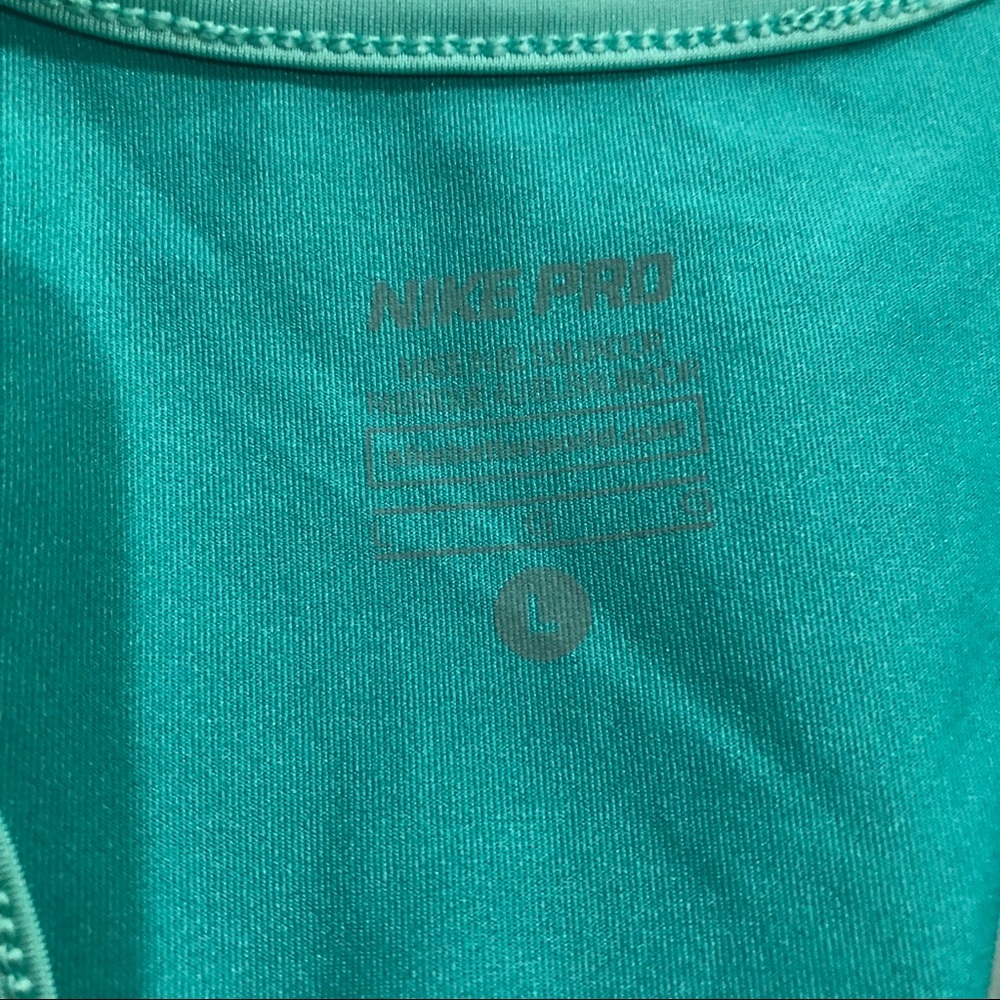 🚫SOLD🚫 Nike Dri-Fit Racer Back Tank - Picture 4 of 5